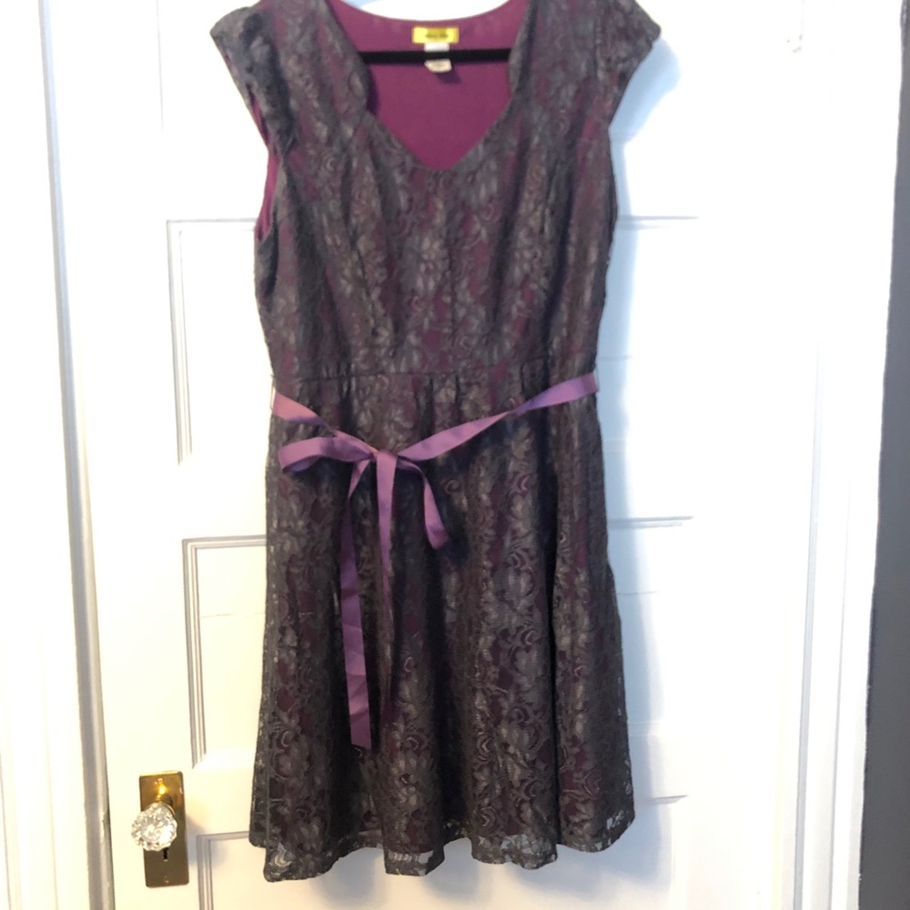 Purple & silver lace cocktail dress - 1x